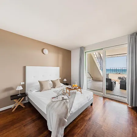 Residenza Miralago Iii By Wonderful Italy * Desenzano del Garda