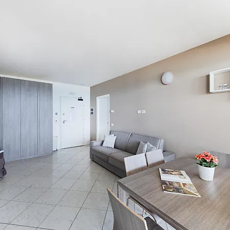 Residenza Miralago Iii By Wonderful Italy * Desenzano del Garda