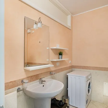 Apartment Residenza Miralago Iii By Wonderful Italy