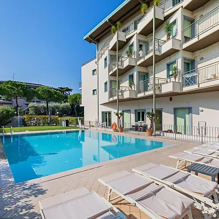 Residenza Miralago Iii By Wonderful Italy *