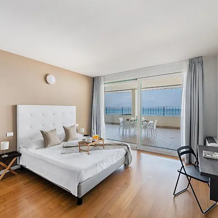 Apartment Residenza Miralago Iii By Wonderful Italy Desenzano del Garda