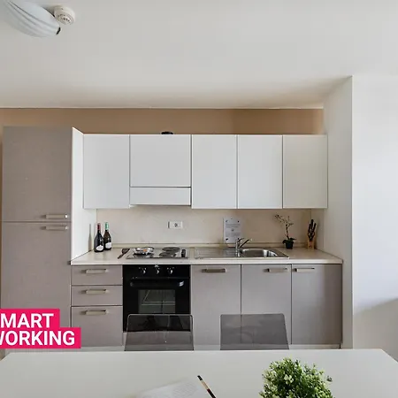 Residenza Miralago Iii By Wonderful Italy * Desenzano del Garda