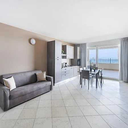 Apartment Residenza Miralago Iii By Wonderful Italy
